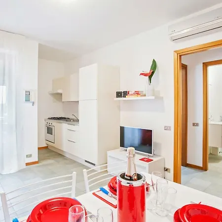 Gorentalhouse Kristal Apartment *